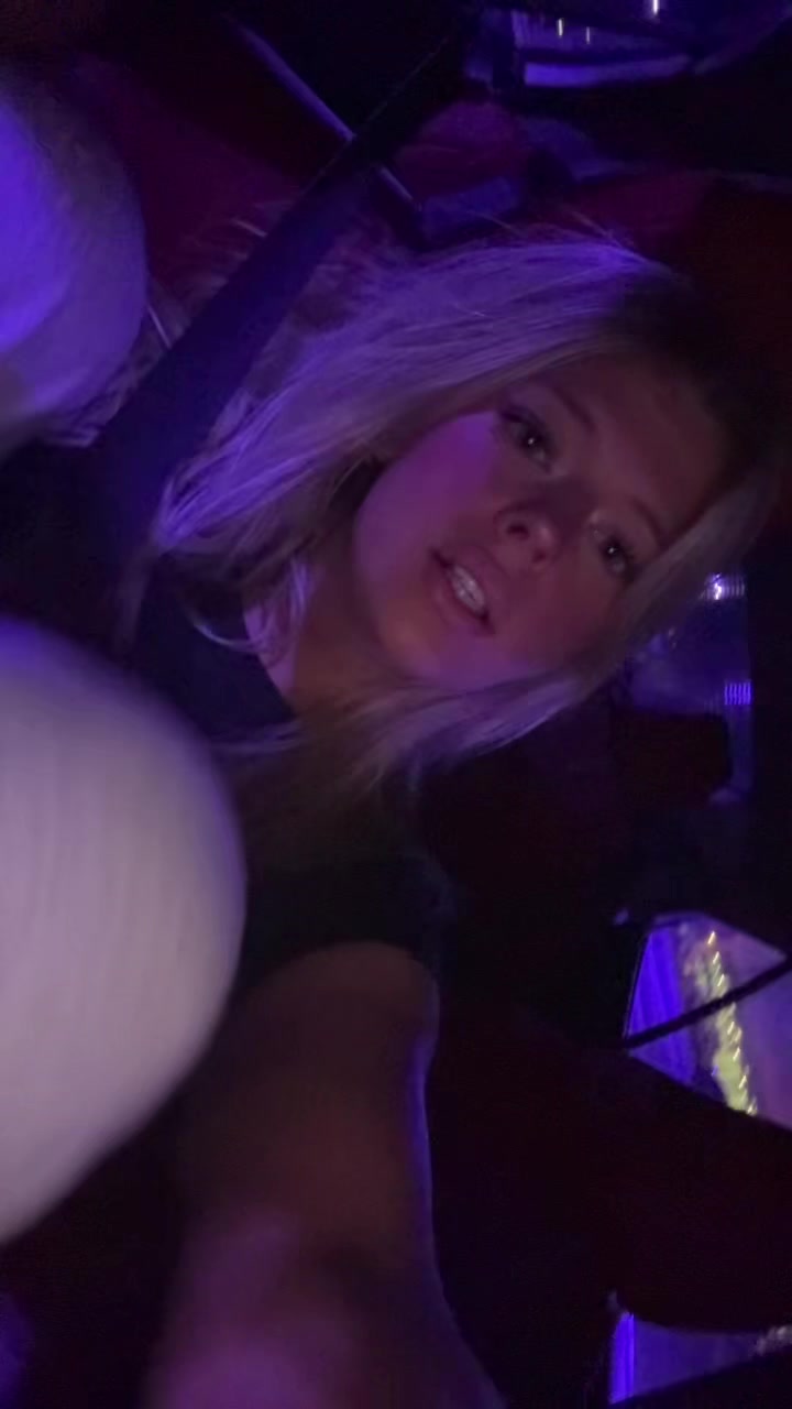 @bella