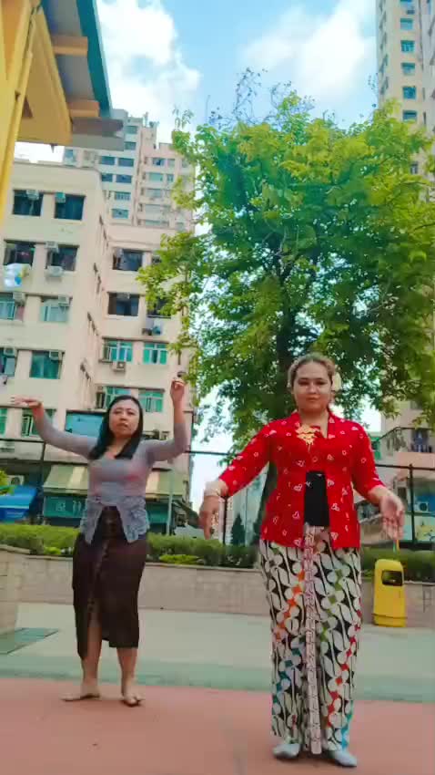 @Indah Pratiwi
