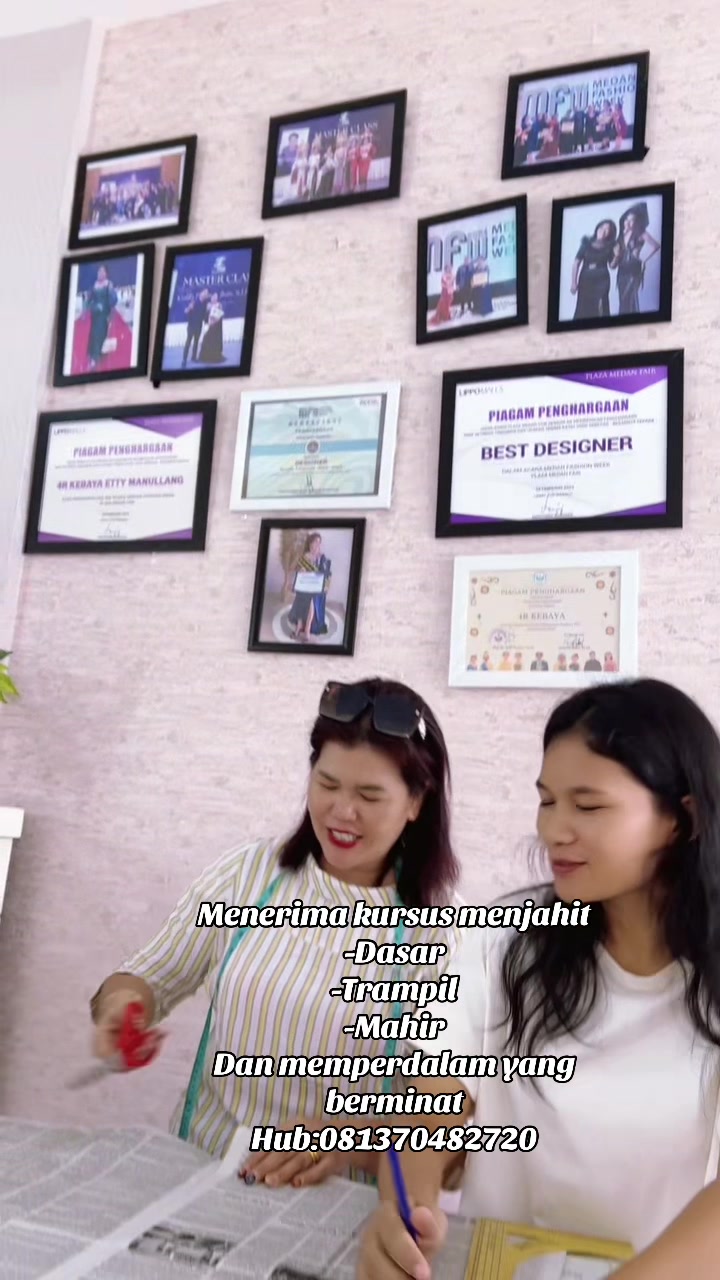 @Etti Br Manullang4rkebaya