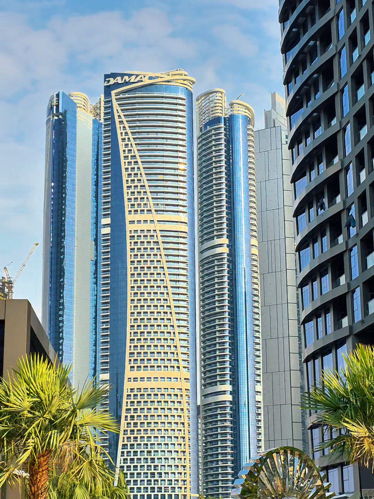 @dubai