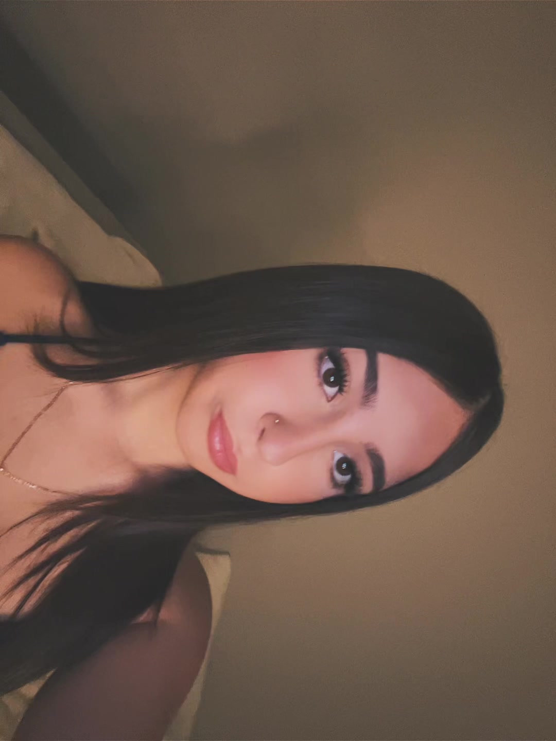 @🫦