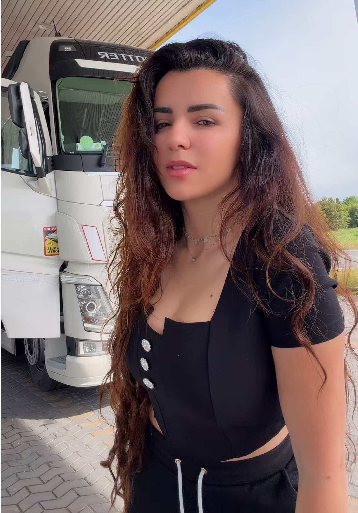 @Bianca Dervishi Fatbardha