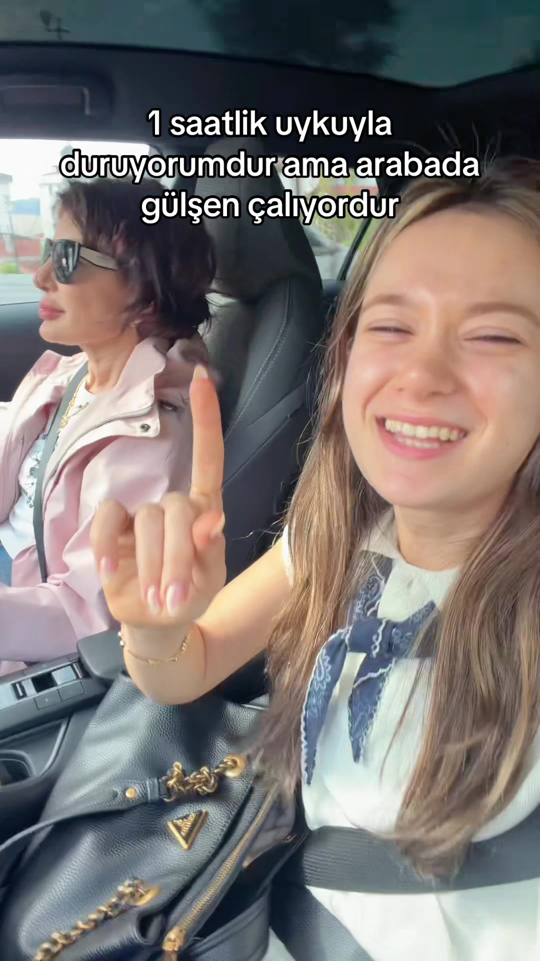 @Melacıkela