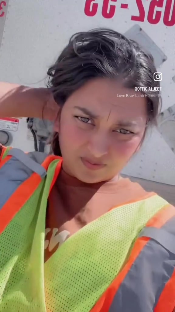 @Officialjeeti
