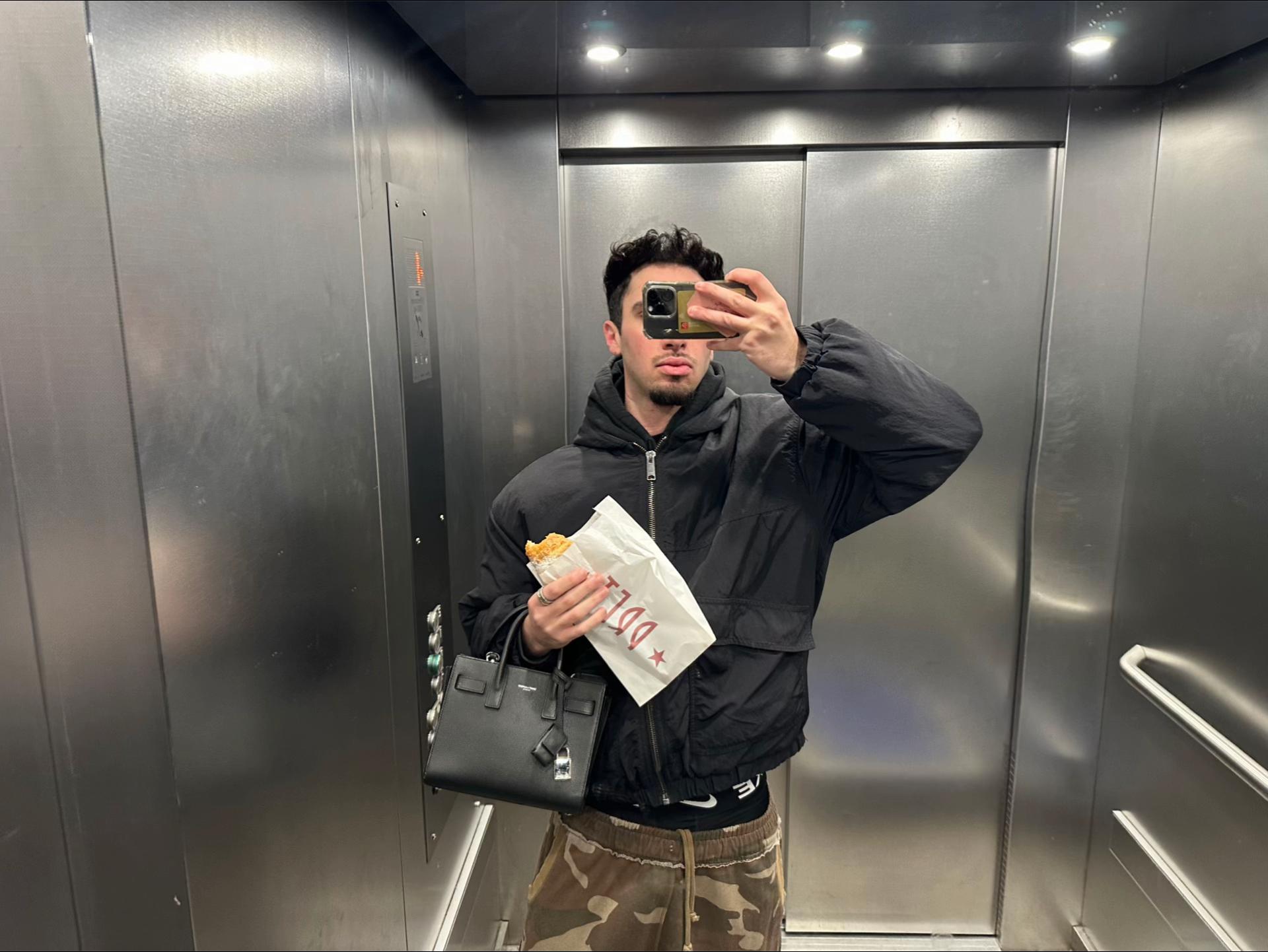 @🎰