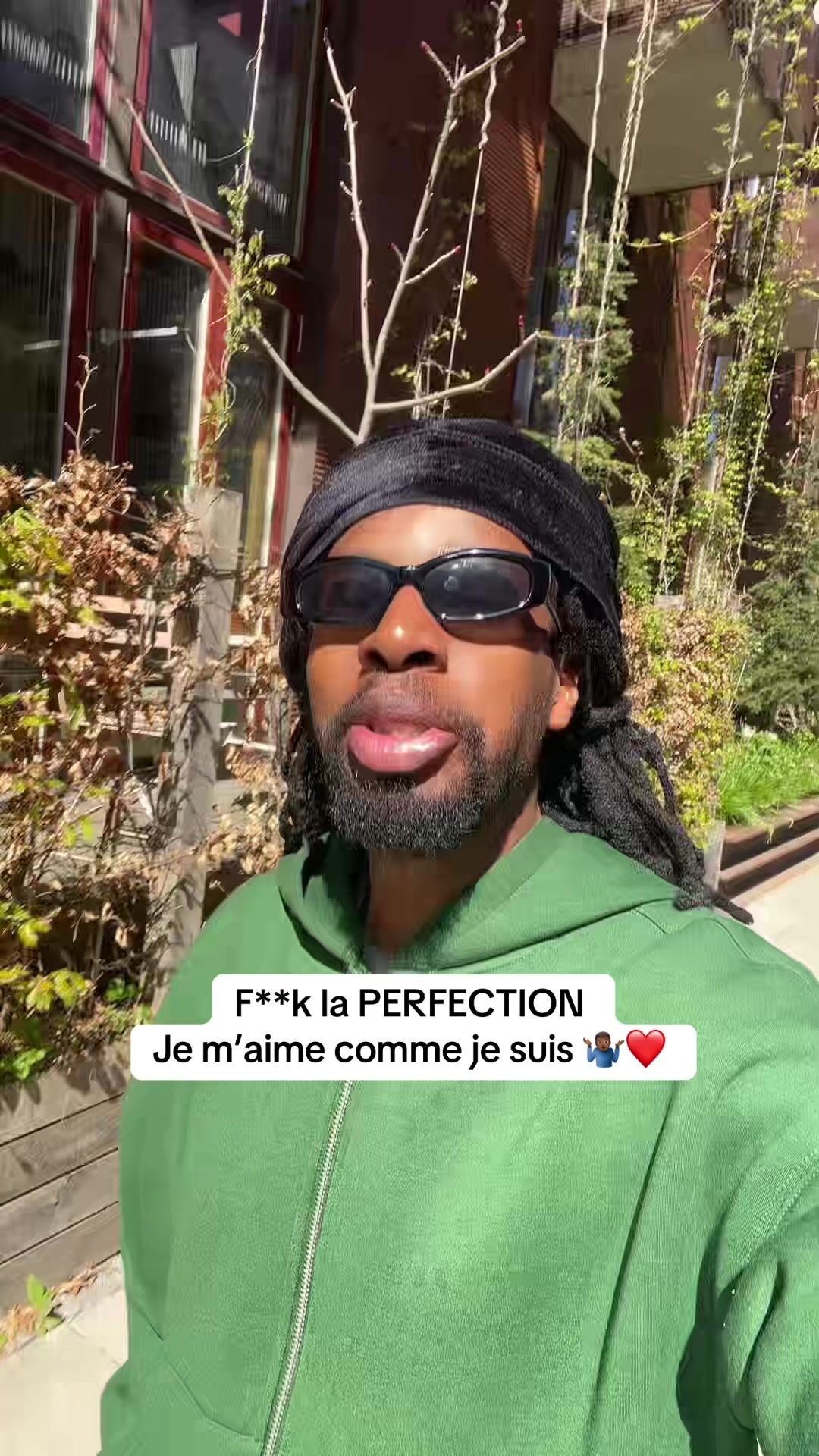 @Carlson / Le Shaman