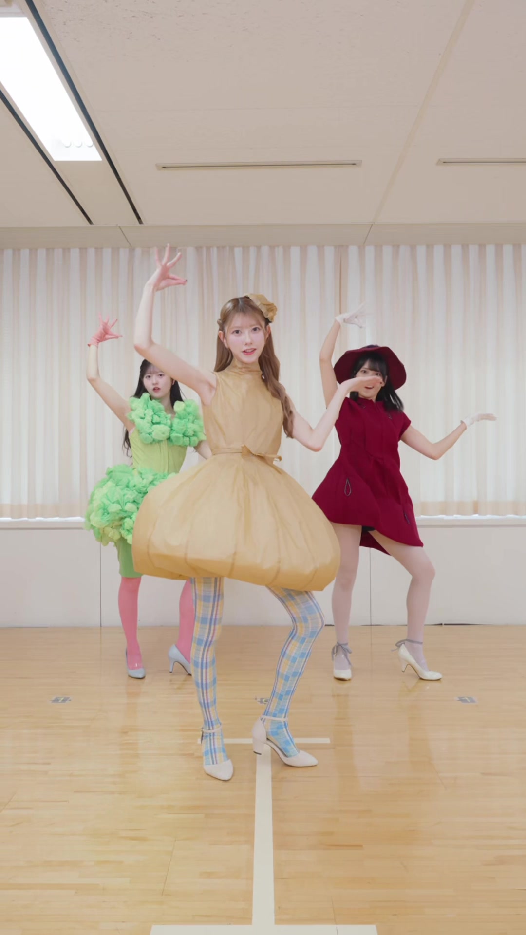 @AKB48