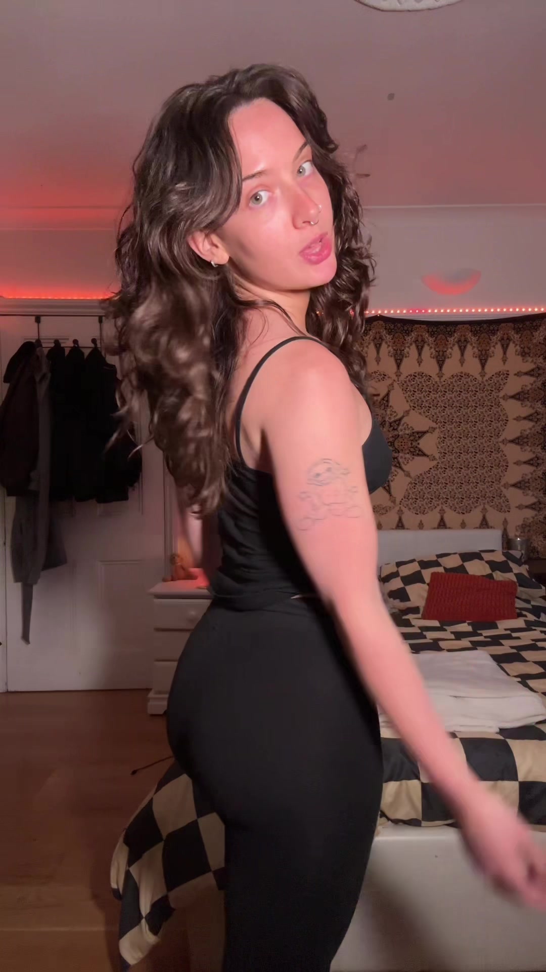 @hayley