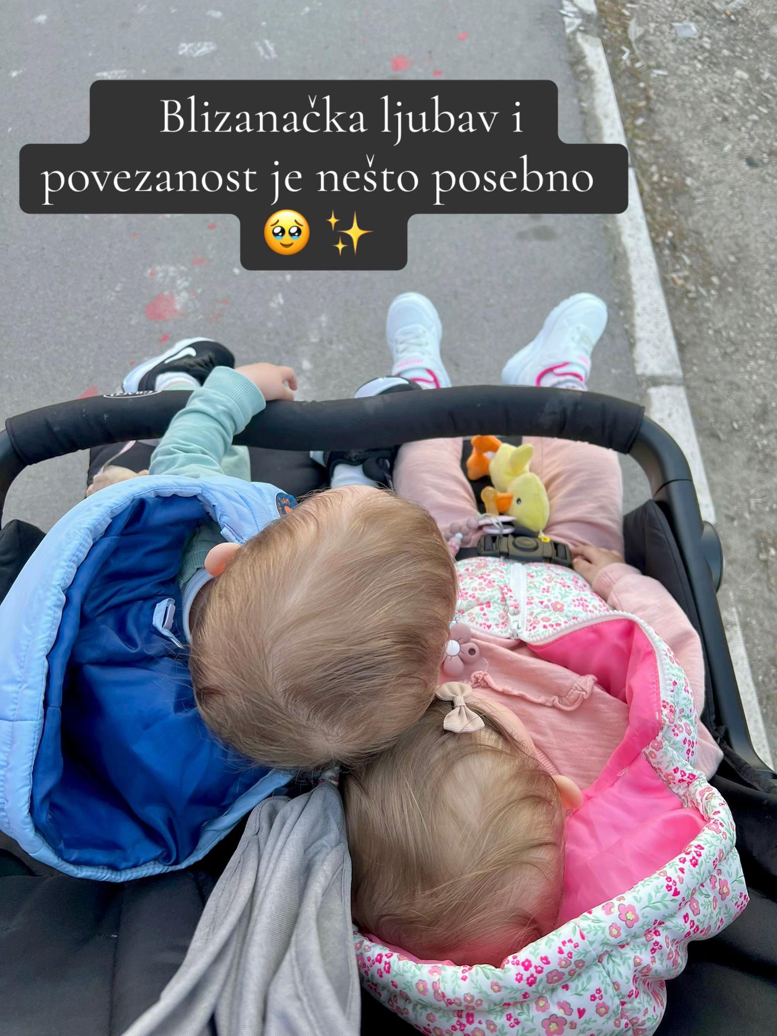 @Tana | twinmom 🩵🩷