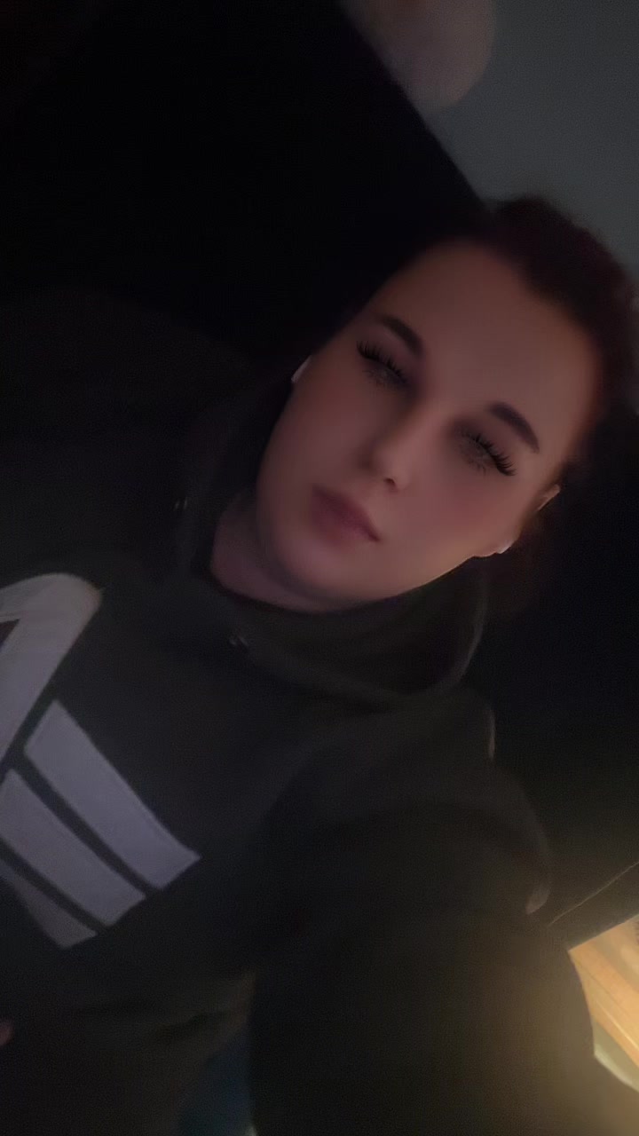 @_.greyzone_
