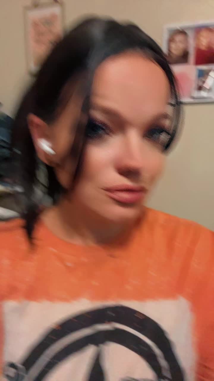 @moonchildhippy