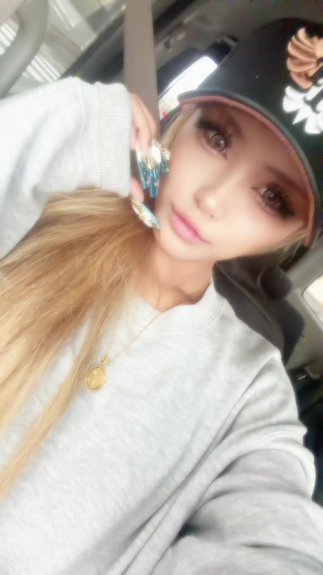 @。