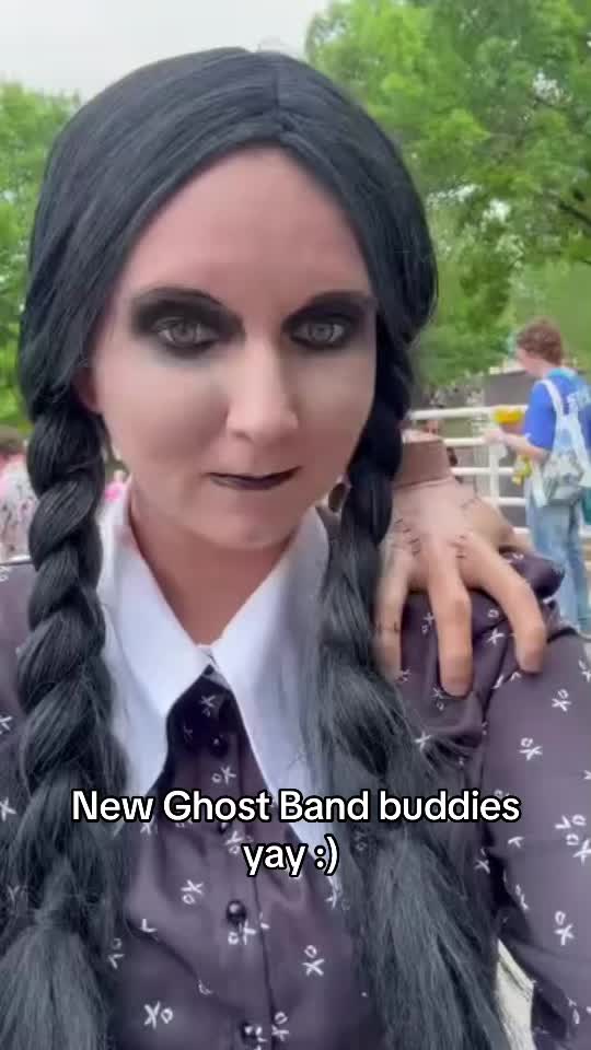 @Wednesday Addams Cosplayer🖤