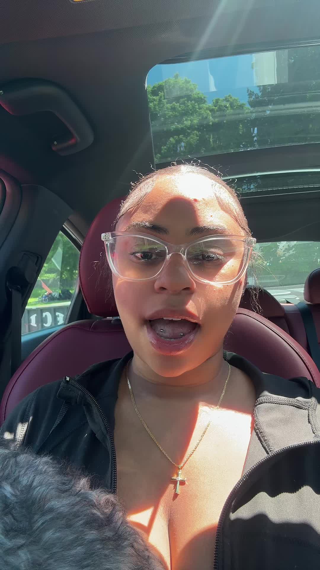 @Kaylalebomb ✨