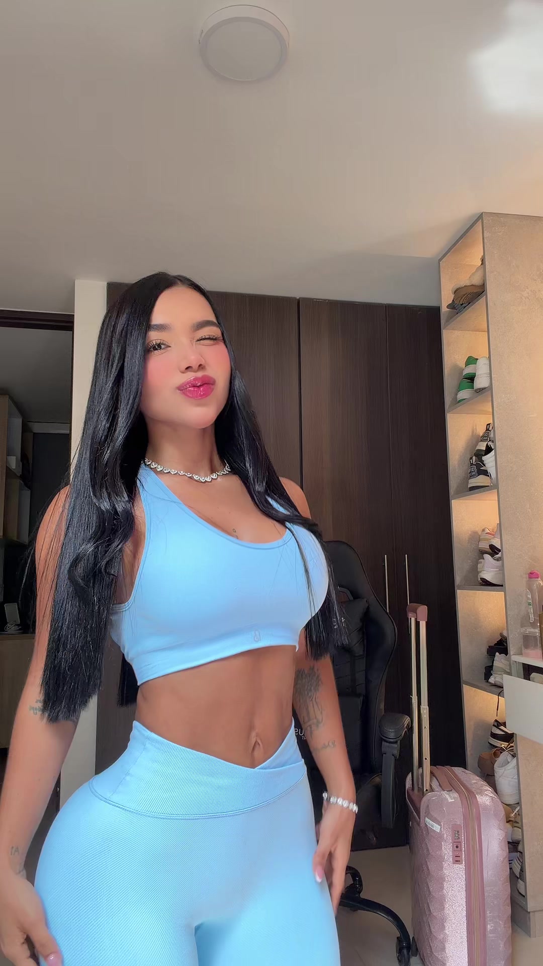 @ANGIE LORENA🫦