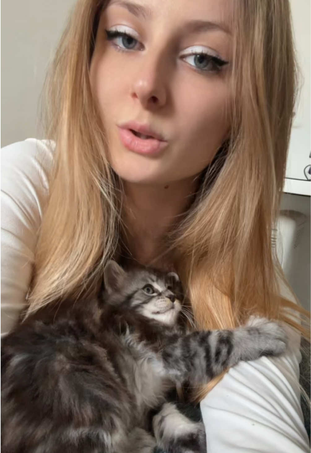 @&bull;Emmanuelle. &Eacute;leveuse pro'&bull;
