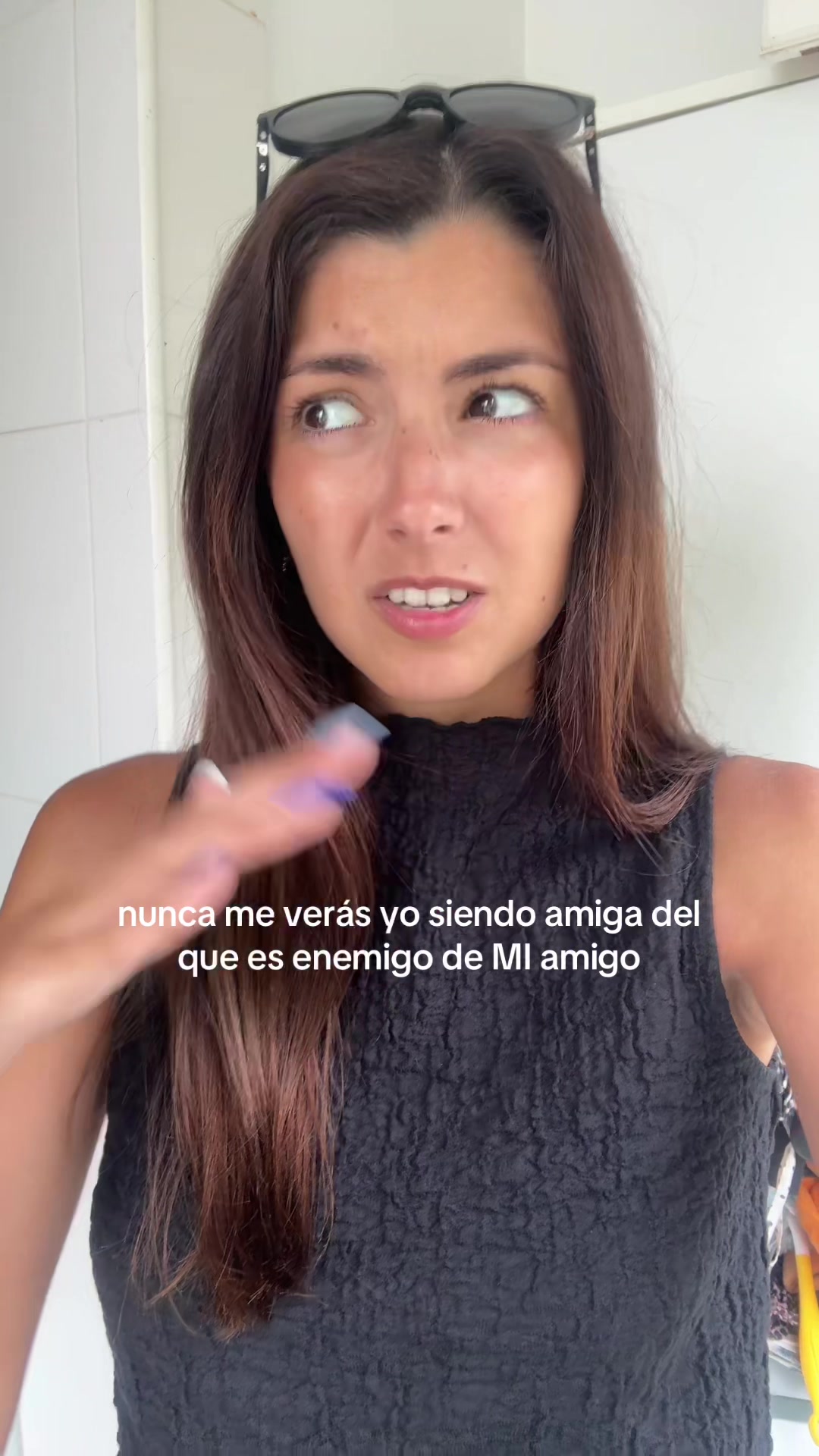 @In&ecirc;s Por&eacute;m