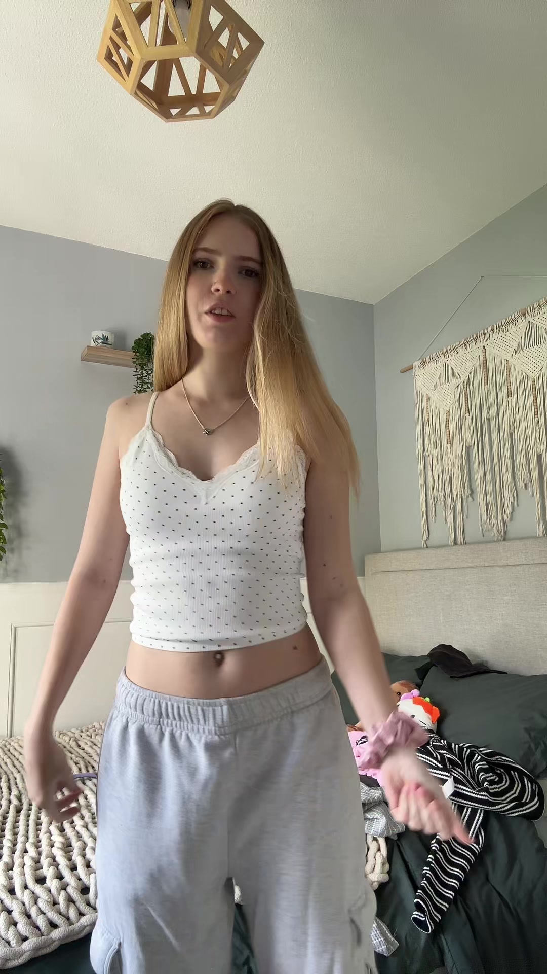 @avqxee