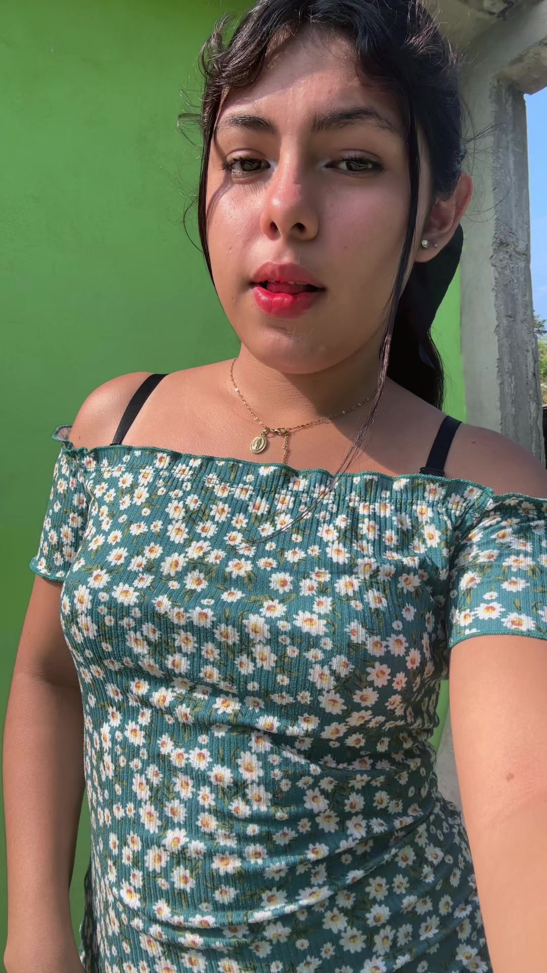 @roussanchez22