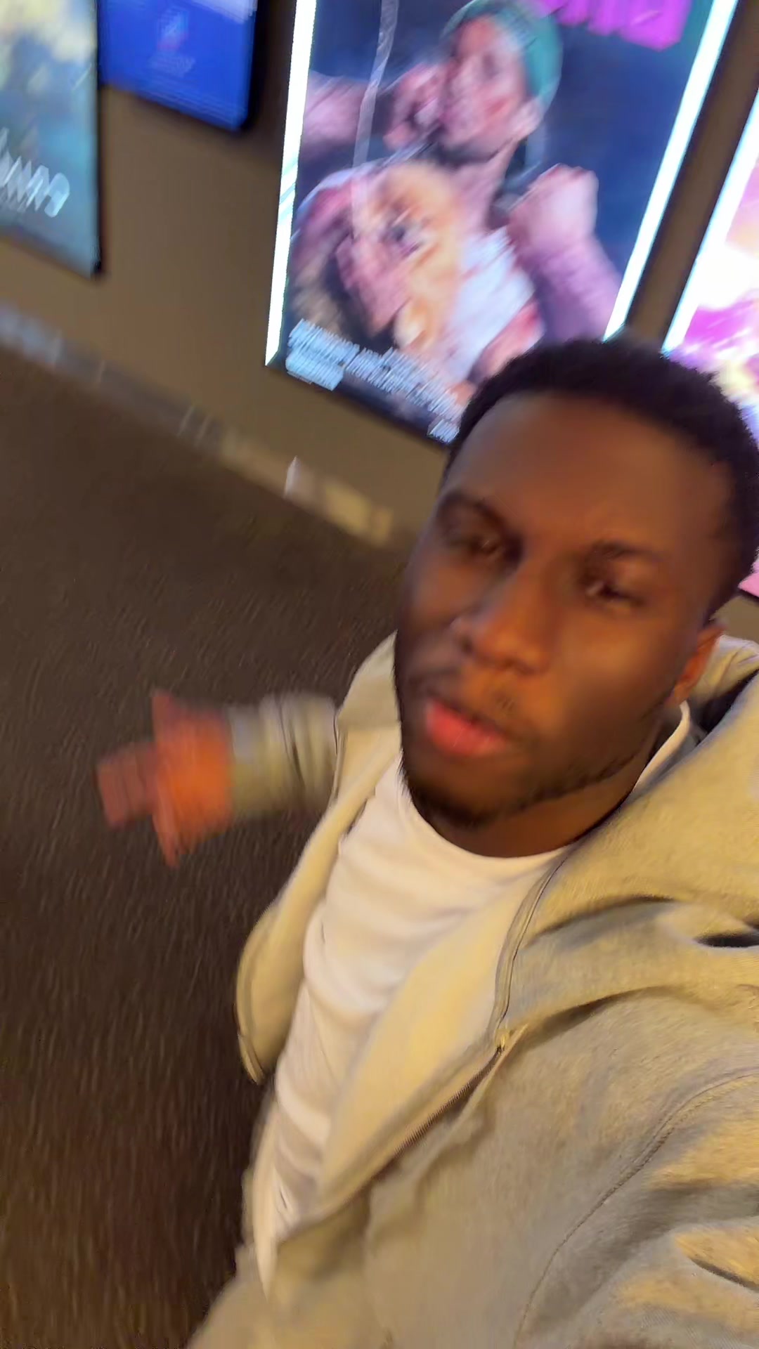 @R2⭕️