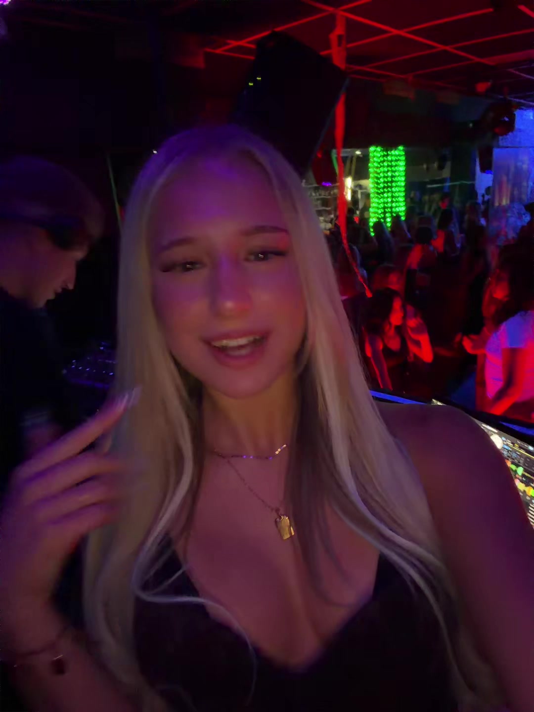 @realsofmxq