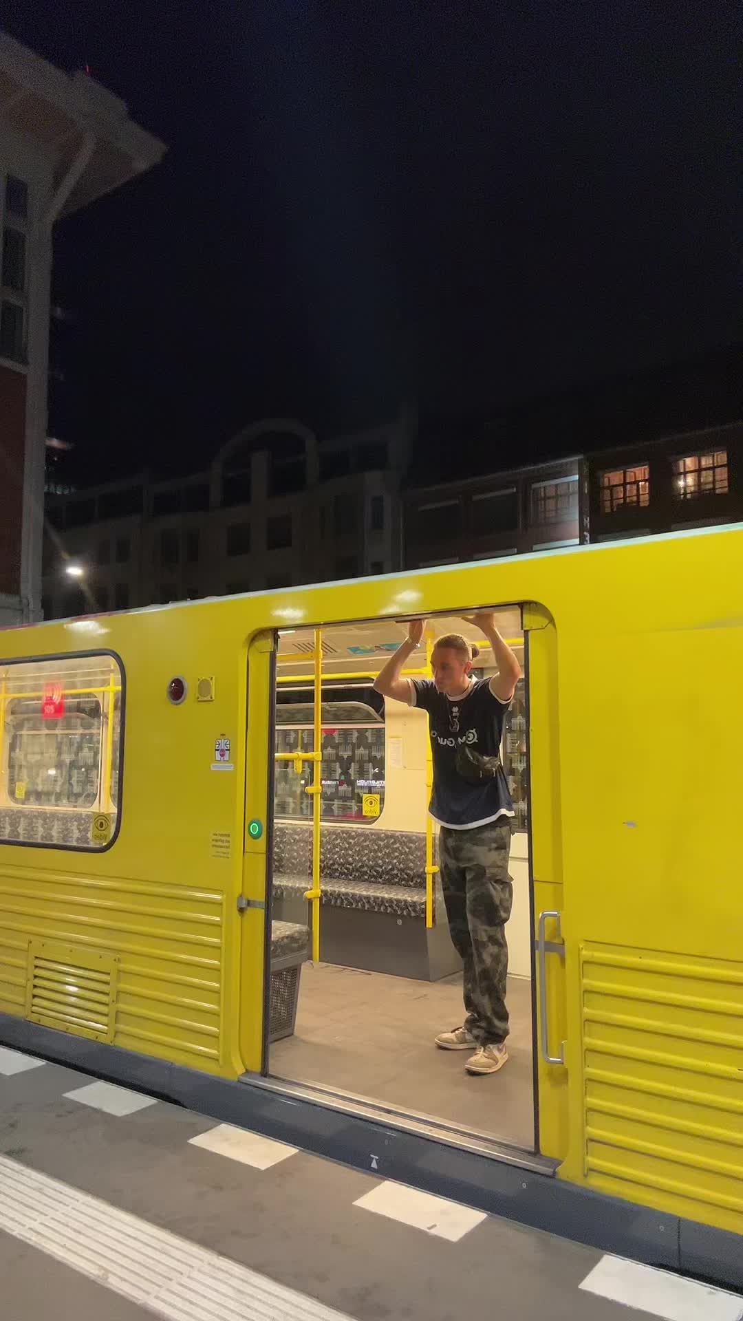 @&bdquo;CALL ME S&Auml;NG&ldquo;