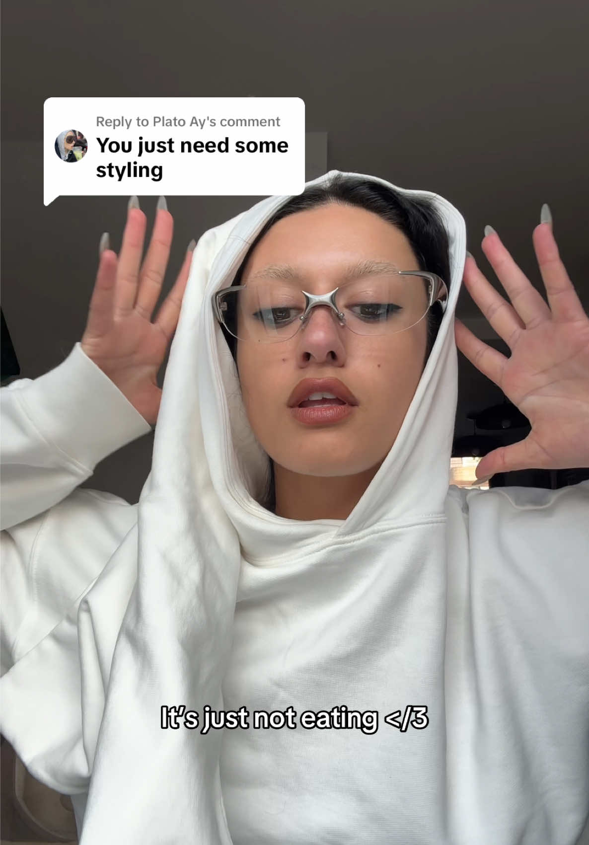 @meemeewhite