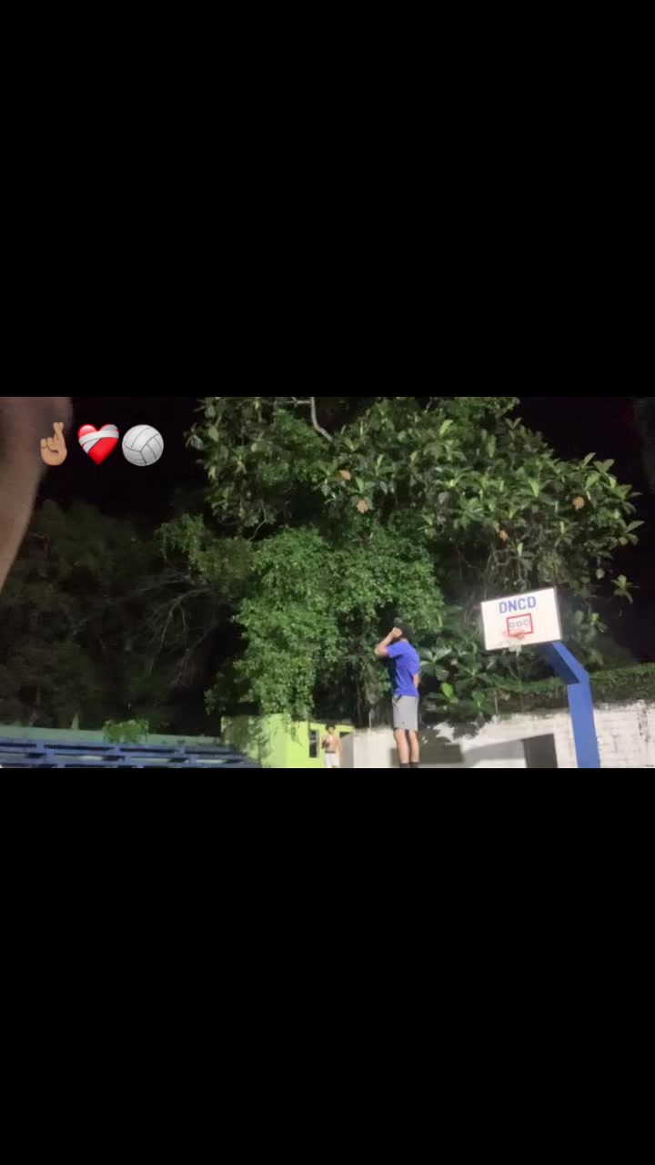 @July Acosta