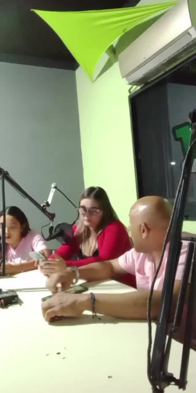 @anitacadenas