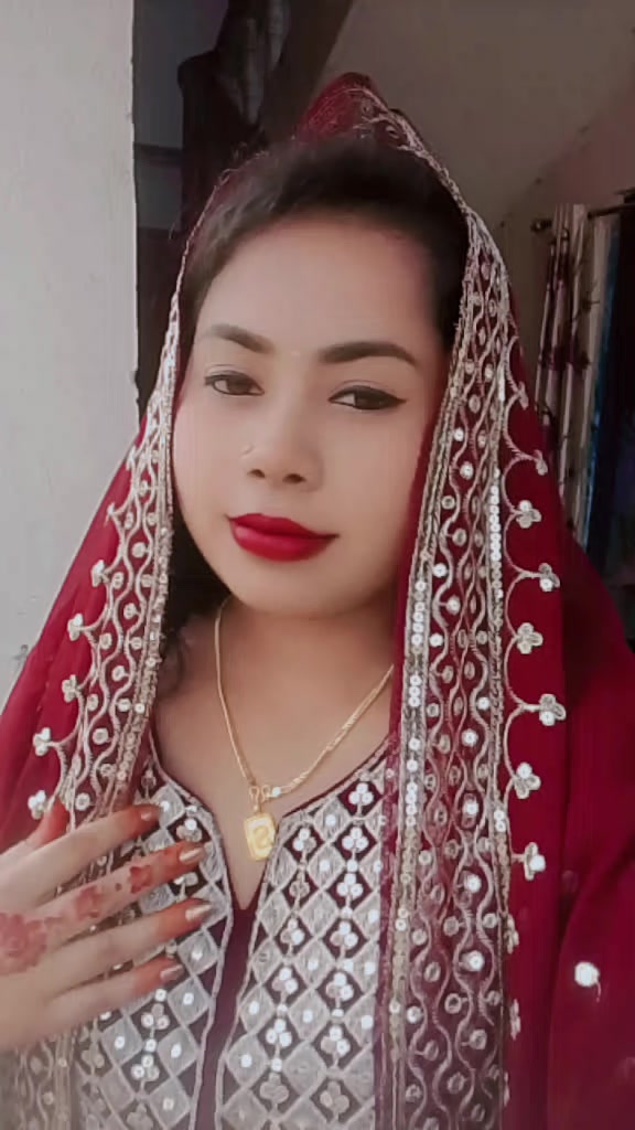 @Aliya Khan