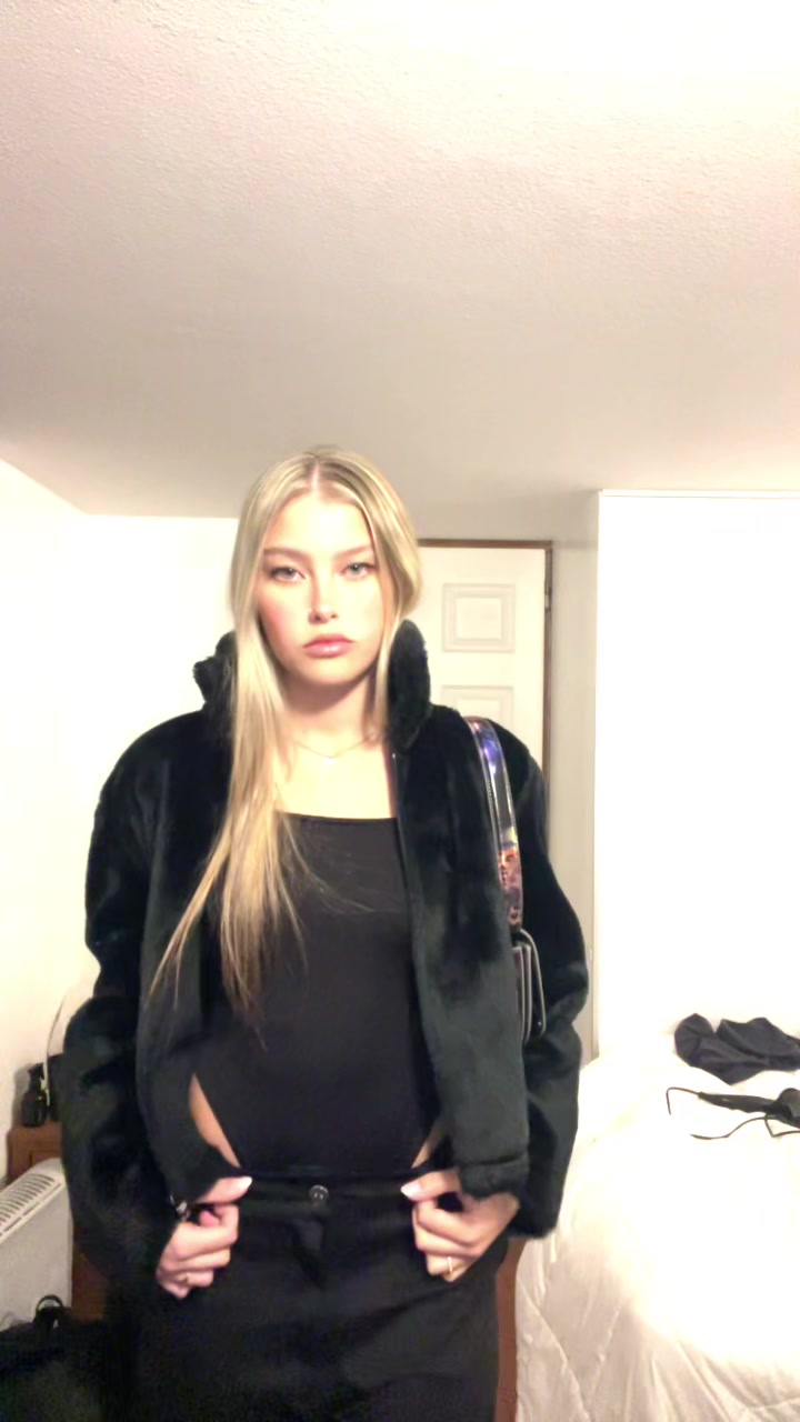 @𝕭𝖎𝖆𝖓