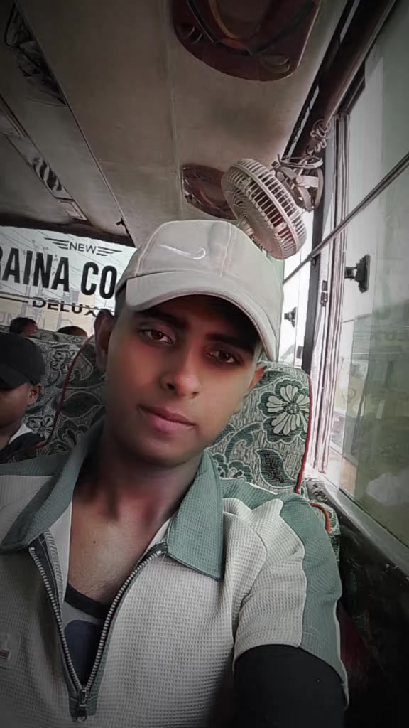 @👉⚔️: LAHURE BOY🇳🇵👈