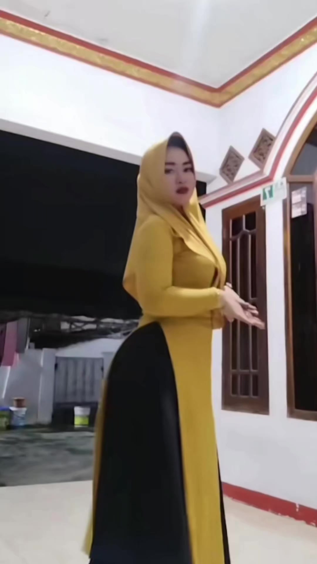 @DEWIasmara396