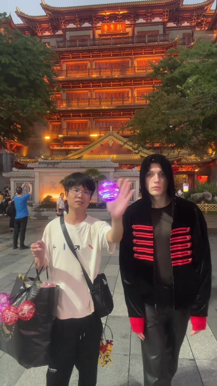 @Dvmytcnkytf