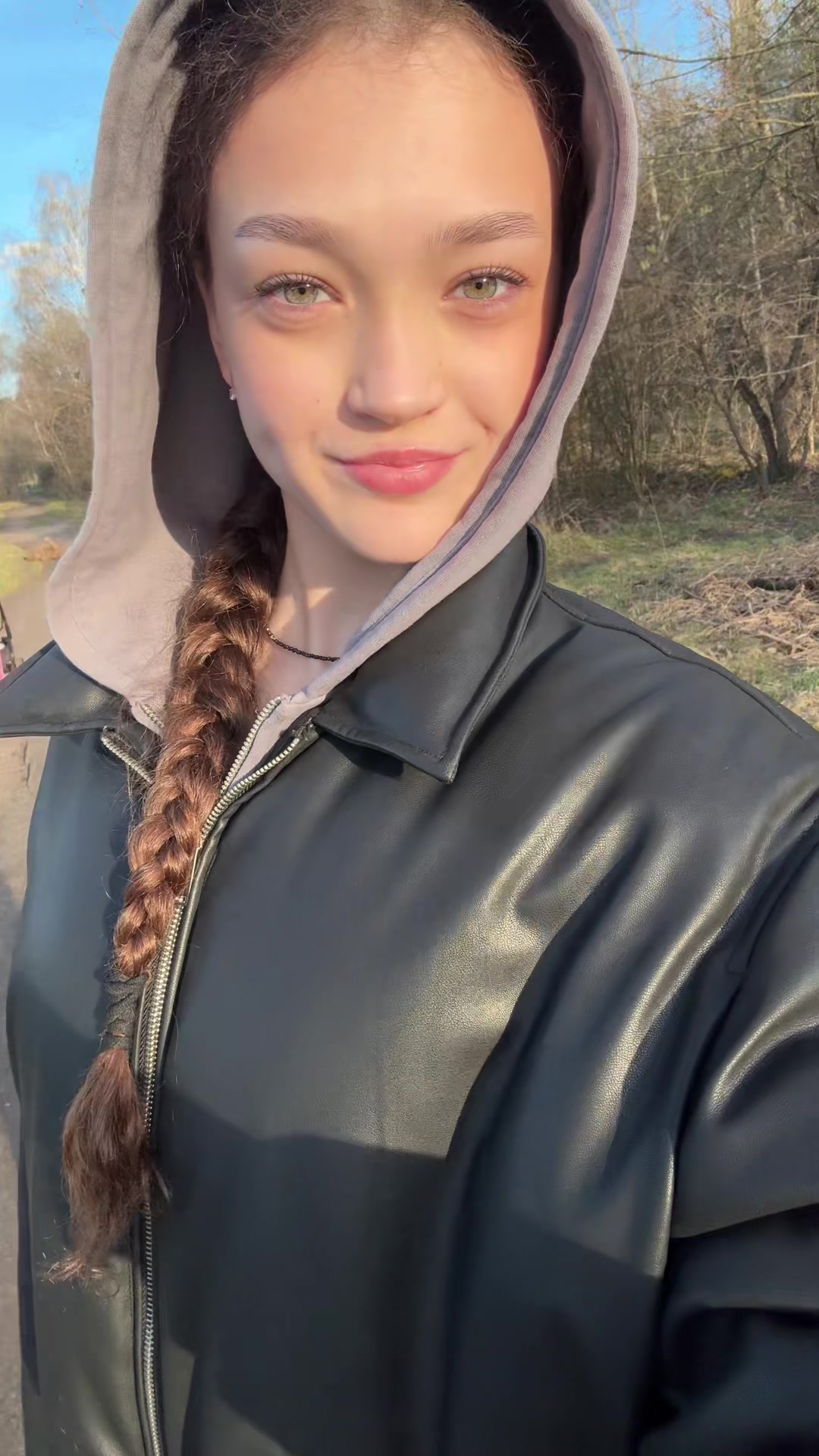 @миня