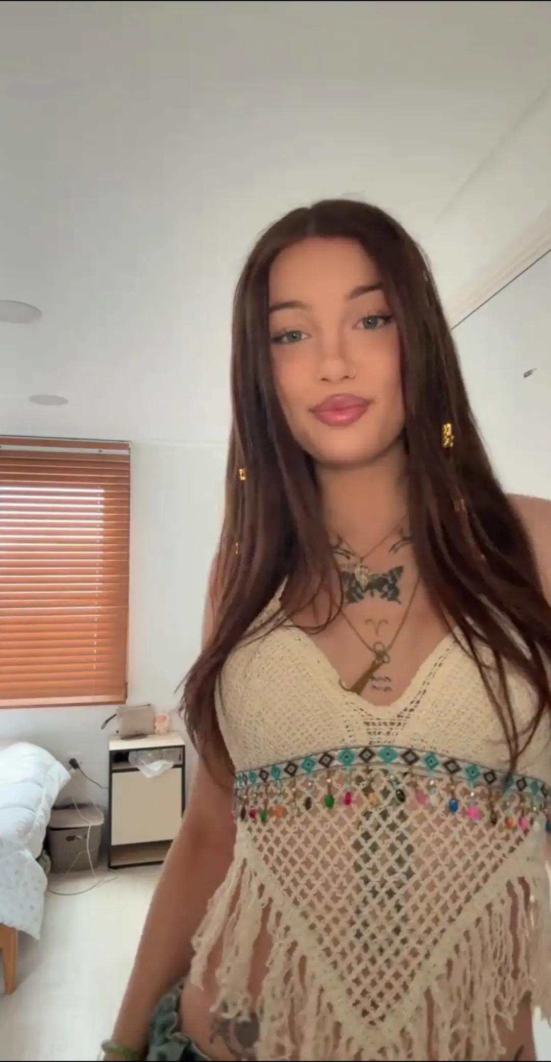@AmbreHecate