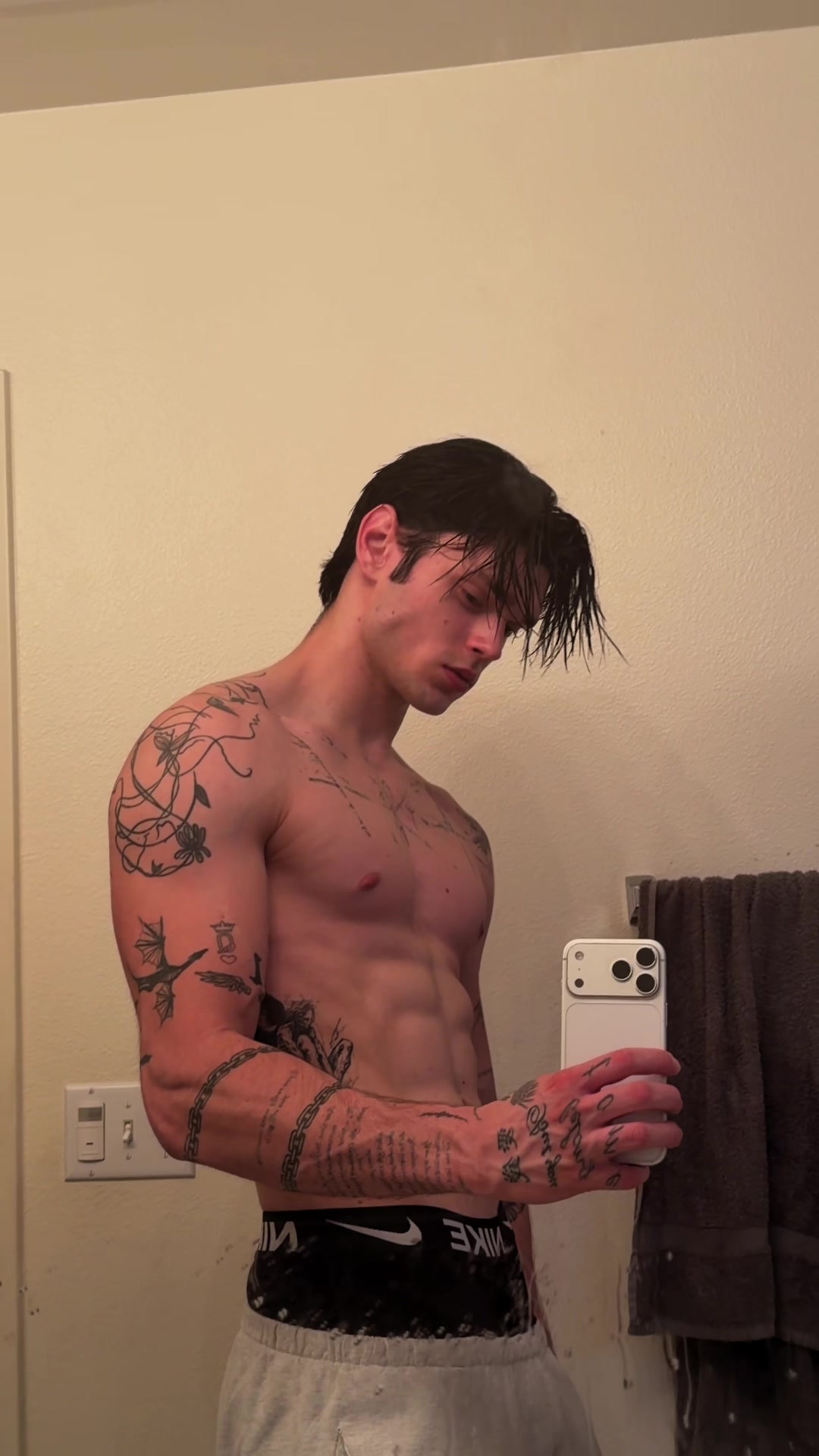 @kolunyaisstillhere
