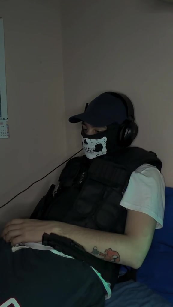 @𝙍𝑨𝑽𝑬𝑵