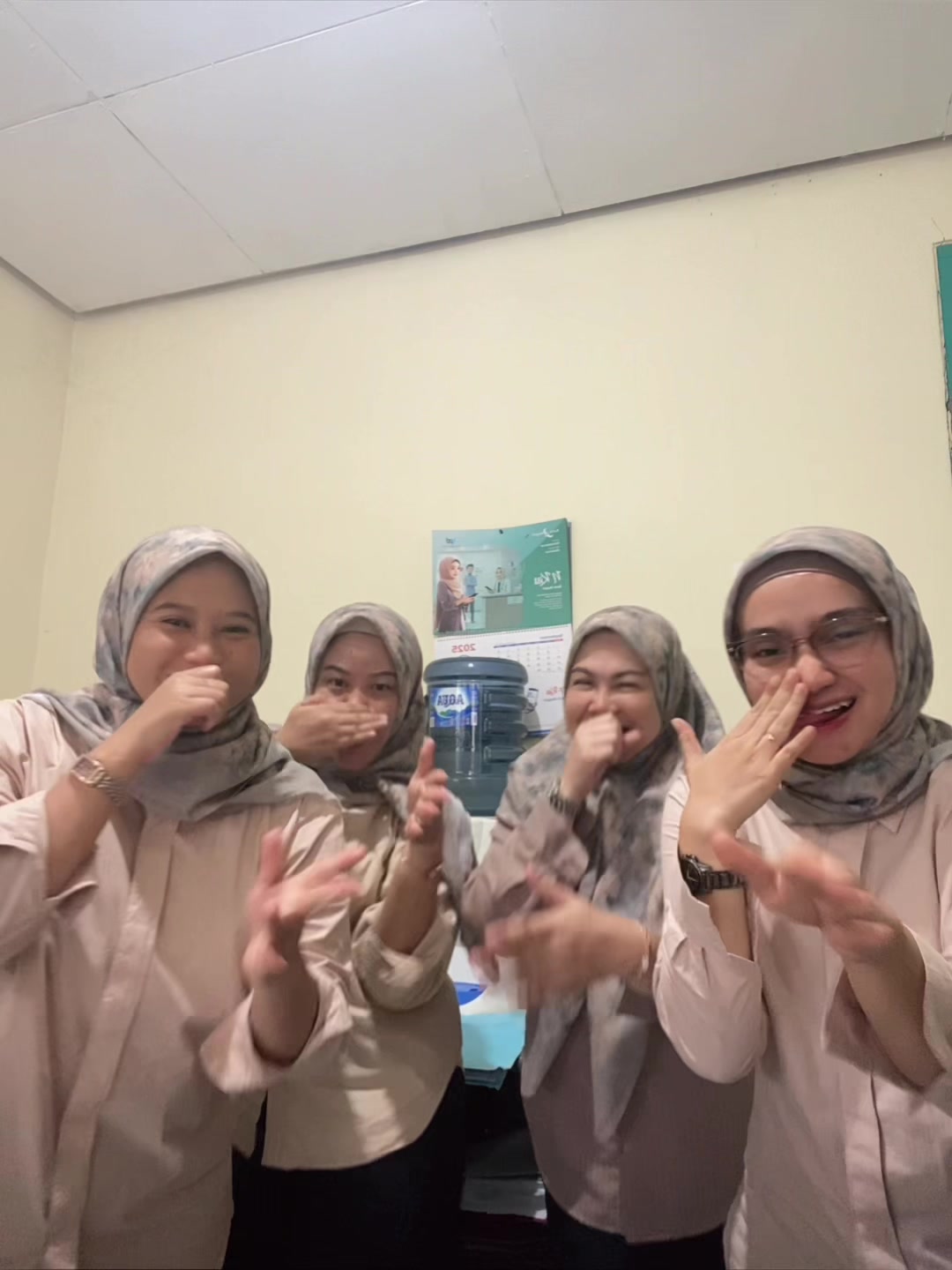 @annisawar