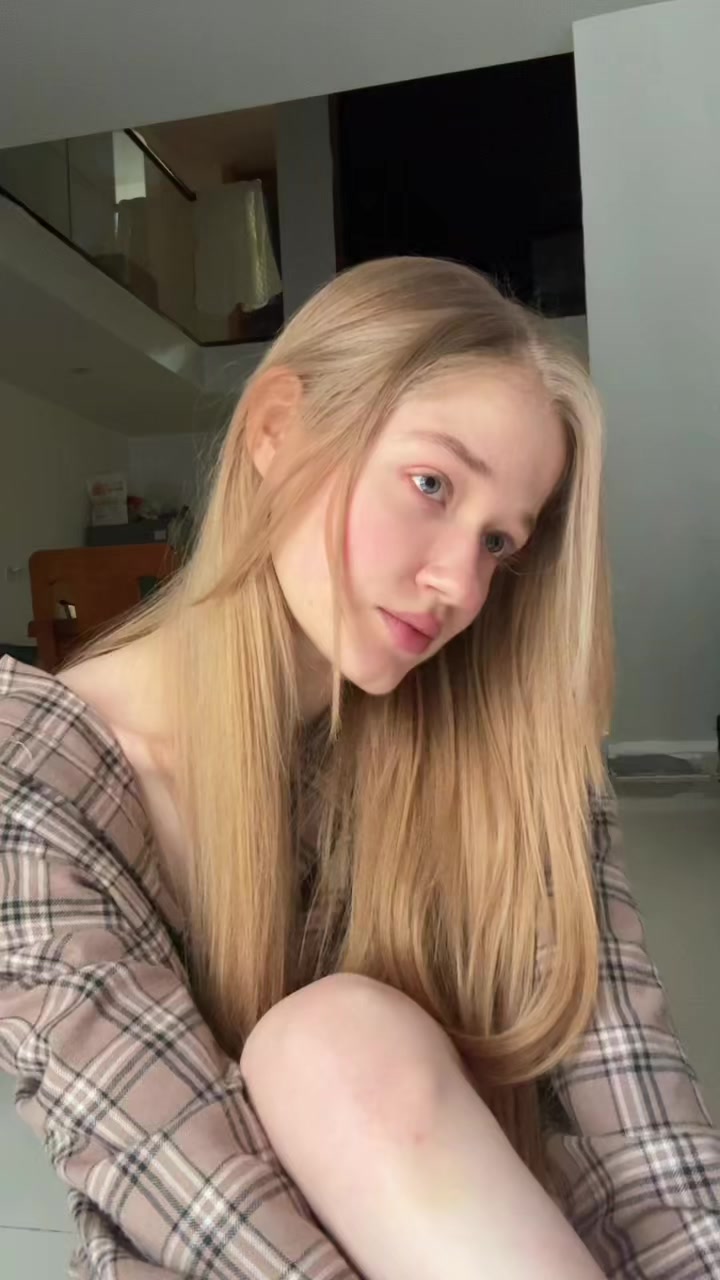 @Dariia Martin
