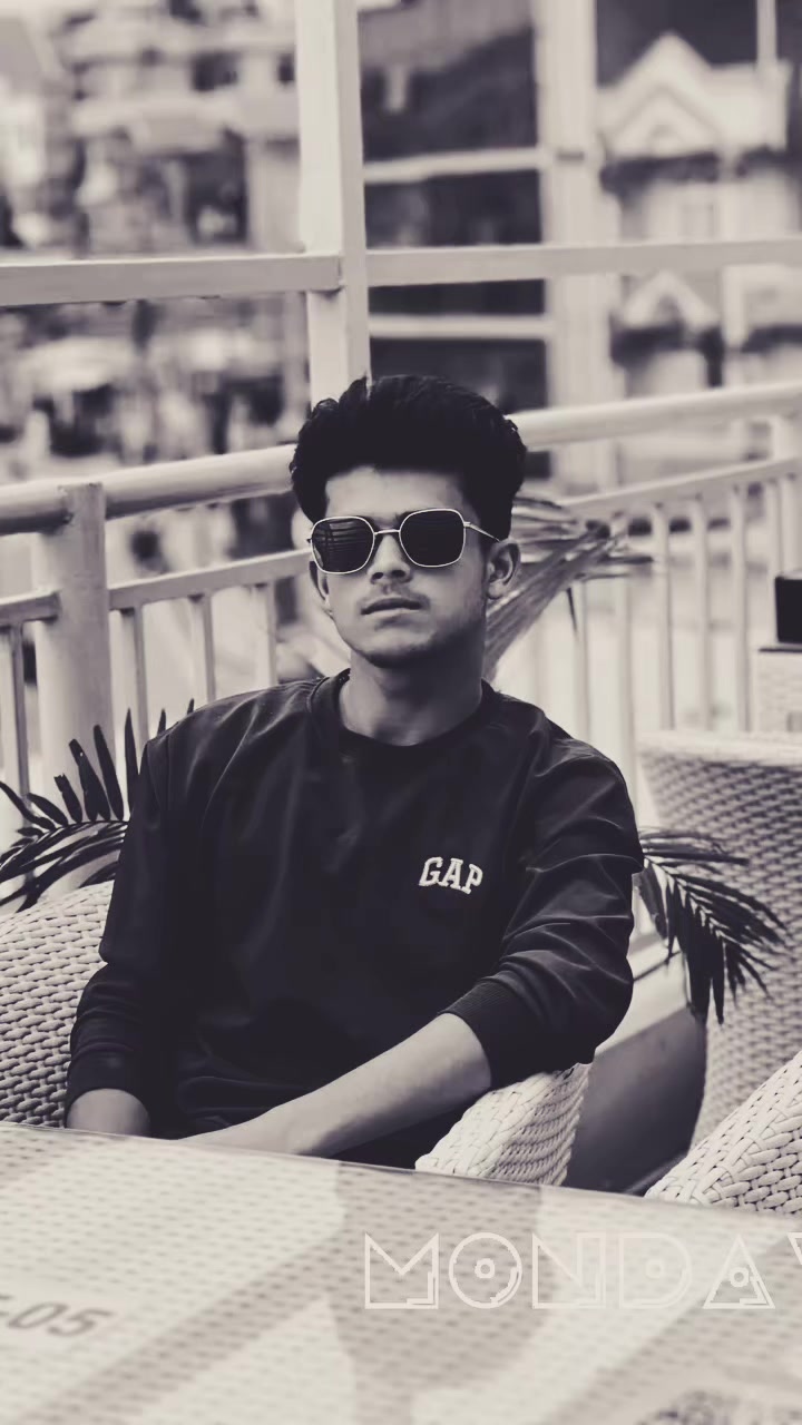 @𝗥𝗔𝗛𝗨𝗟_𝗥𝗔𝗙𝗧𝗔𝗥🔥😈