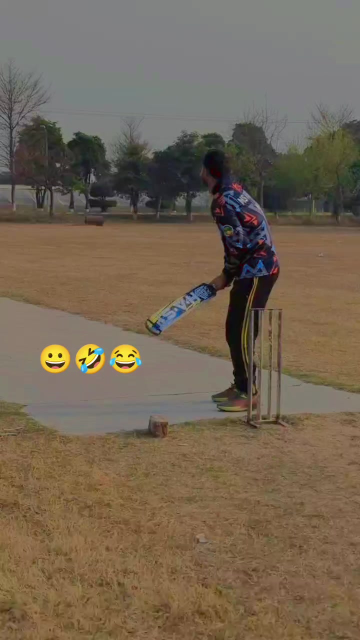 @𝙈𝙎 𝘼𝙒𝘼𝙉 😎05👑