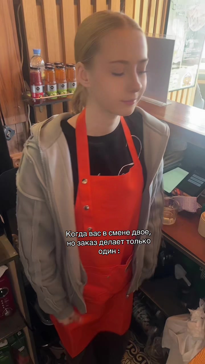 @stella_