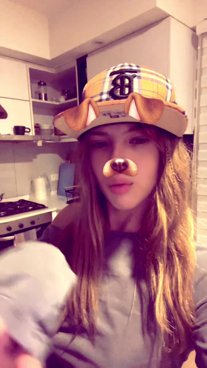 @Ana