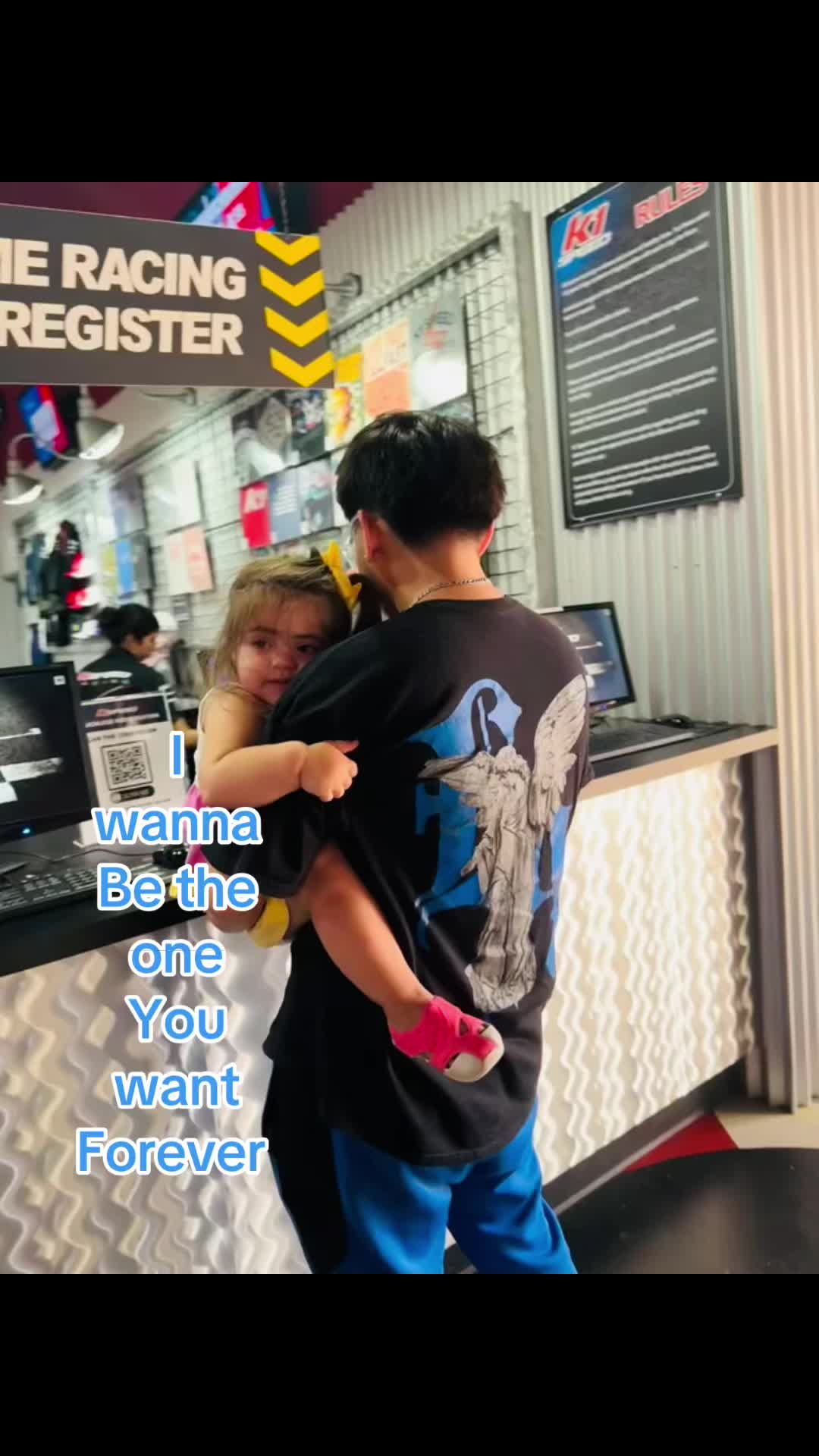 @Johnnie✦