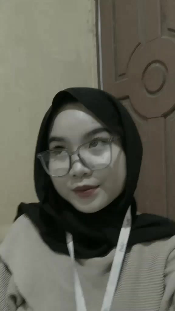 @Dewi_wd🦭🍜