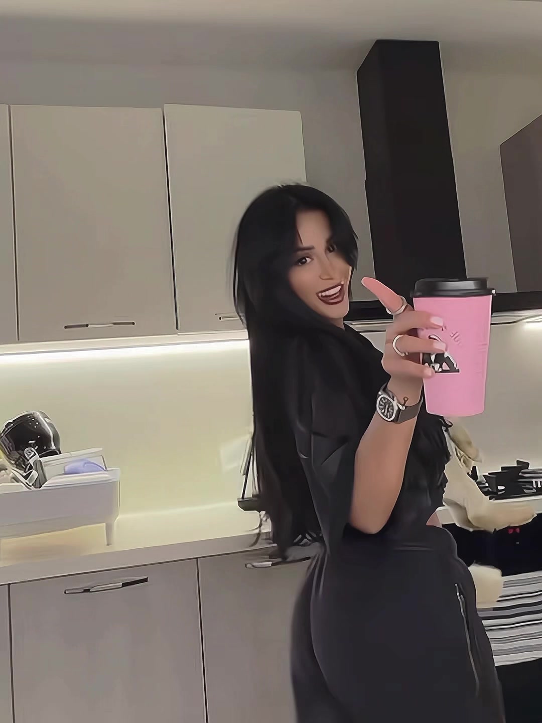 @𝐙𝐞𝐞𝐞🎀