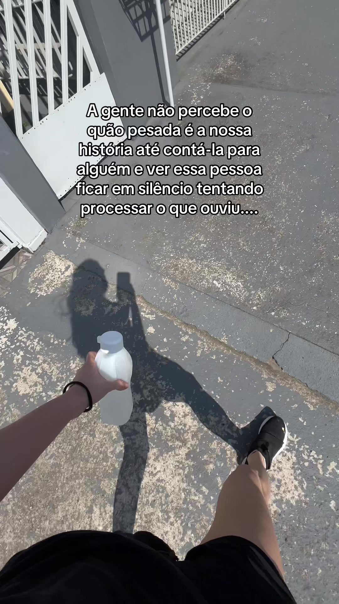 @Vit&oacute;ria Cova
