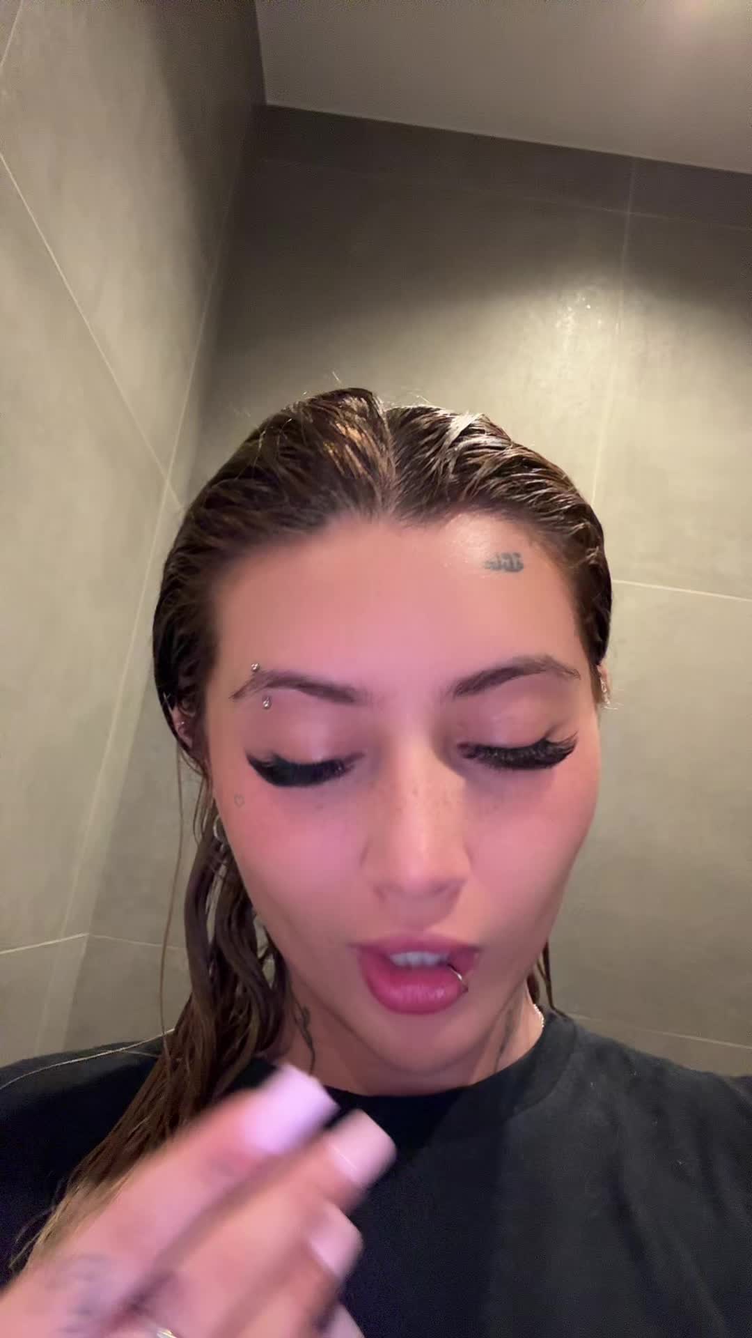 @hannahctout
