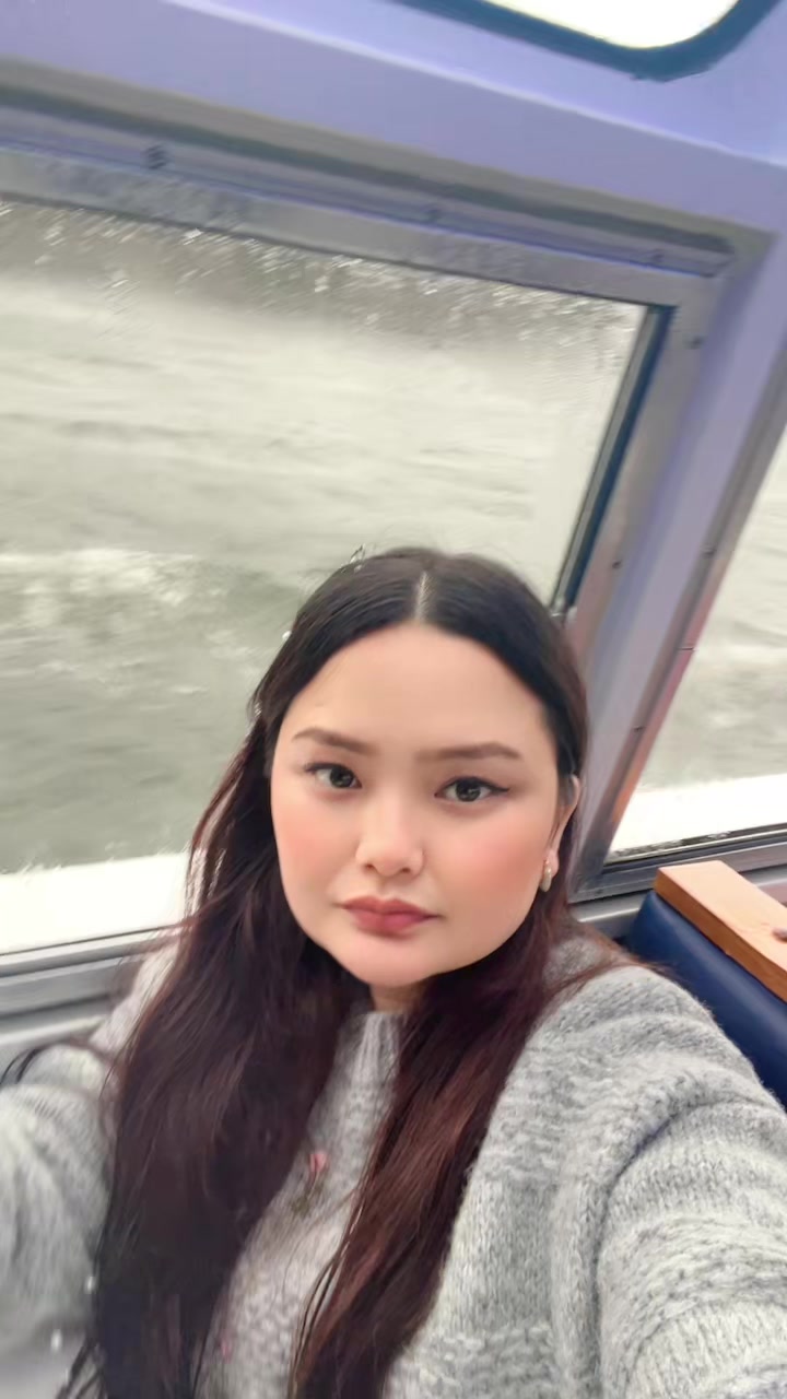 @Labina Lama
